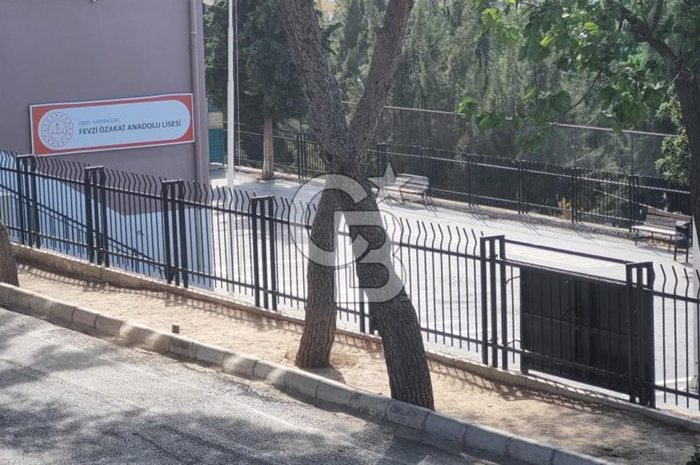 İzmir Karabağlar Poligon Mahallesi 3+1 Satılık Daire