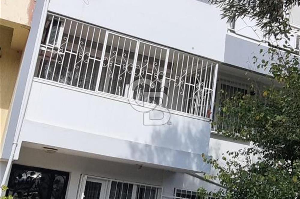 İzmir Karabağlar Poligon Mahallesi 3+1 Satılık Daire