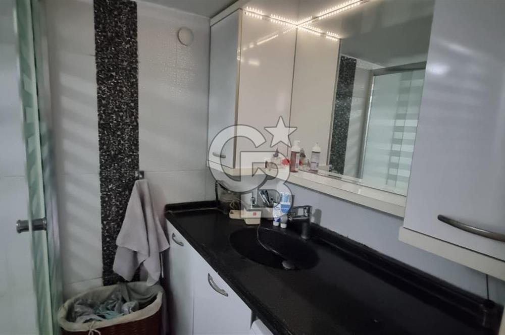 İzmir Karabağlar Poligon Mahallesi 3+1 Satılık Daire
