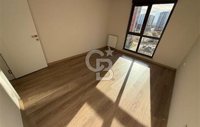 SUR YAPIDA SATILIK EN GENİŞ KATTA 1+1 72M²