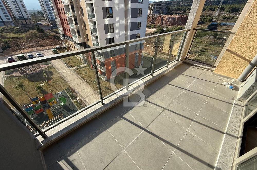 SUR YAPIDA SATILIK EN GENİŞ KATTA 1+1 72M²