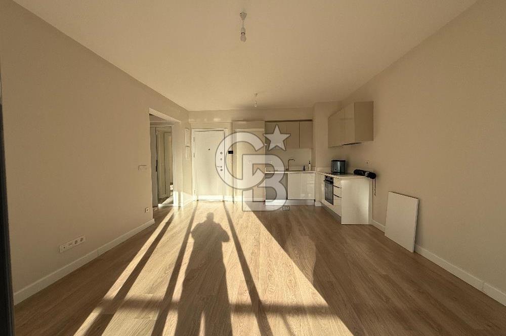 SUR YAPIDA SATILIK EN GENİŞ KATTA 1+1 72M²