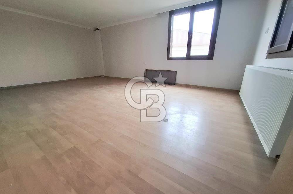 MENDERES COLDWELL BANKER POYRAZ'DAN BÜYÜK BAHÇELİ FIRSAT VİLLA..