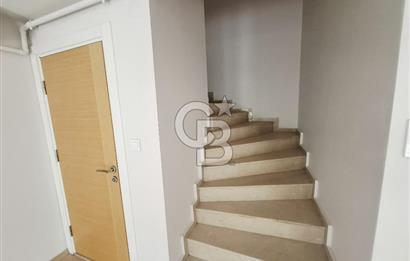 MENDERES COLDWELL BANKER POYRAZ'DAN BÜYÜK BAHÇELİ FIRSAT VİLLA..