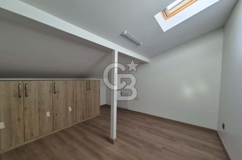 KUMBURGAZ GİŞELER'DE DENİZ MANZARALI SİTE İÇİ KİRALIK VİLLA