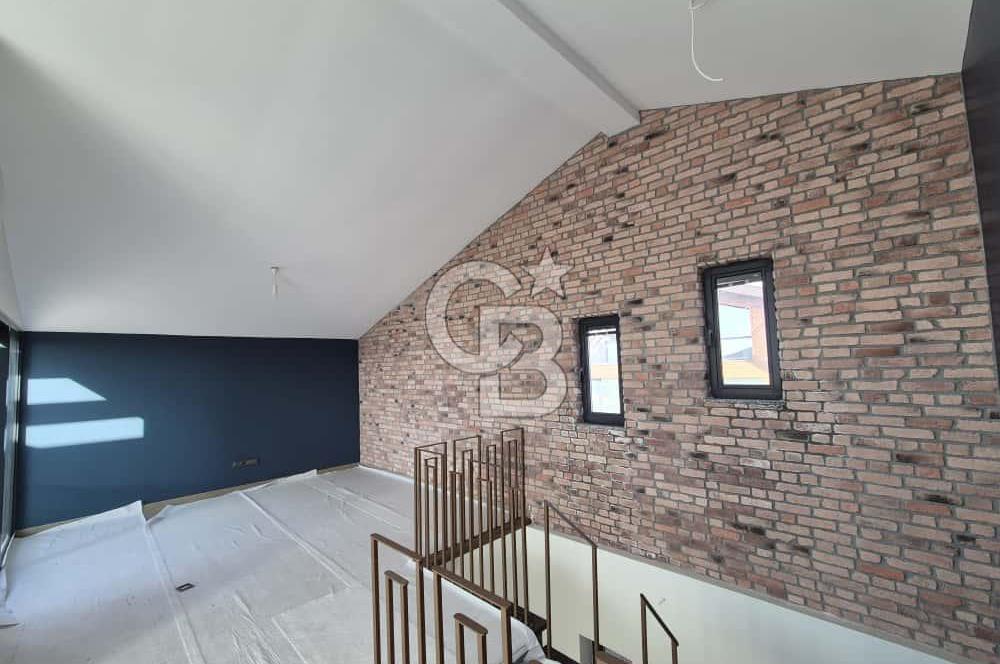 KUMBURGAZ GİŞELER'DE DENİZ MANZARALI SİTE İÇİ KİRALIK VİLLA