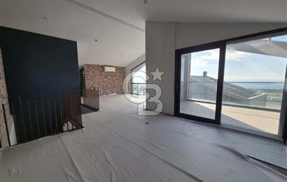 KUMBURGAZ GİŞELER'DE DENİZ MANZARALI SİTE İÇİ KİRALIK VİLLA