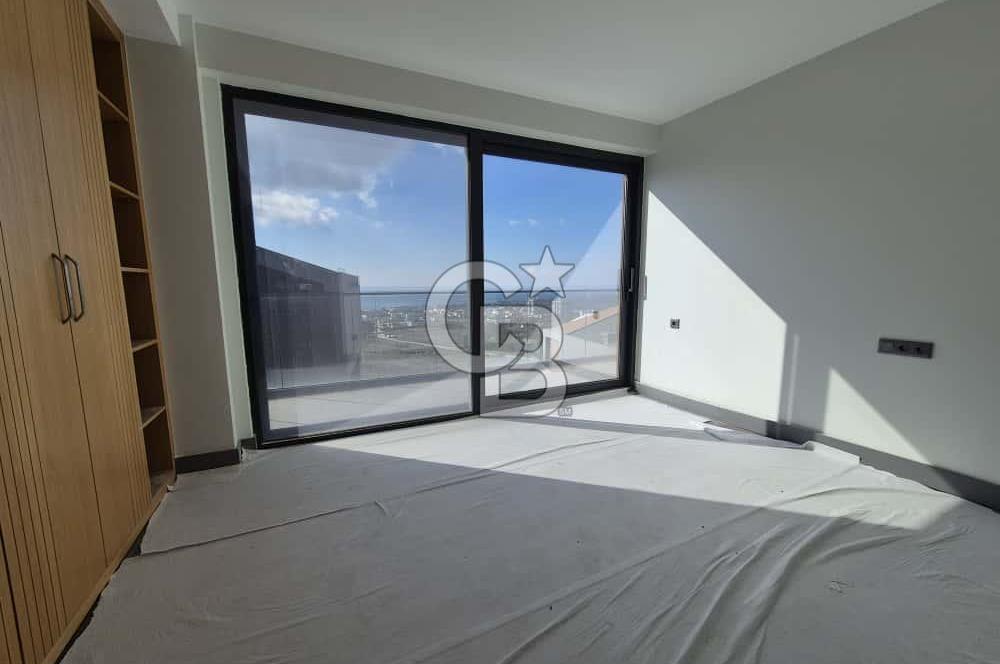 KUMBURGAZ GİŞELER'DE DENİZ MANZARALI SİTE İÇİ KİRALIK VİLLA