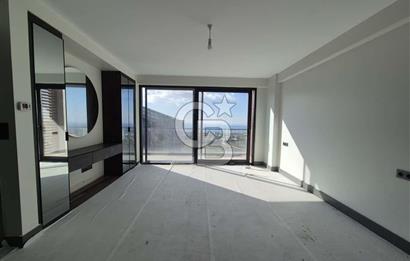 KUMBURGAZ GİŞELER'DE DENİZ MANZARALI SİTE İÇİ KİRALIK VİLLA
