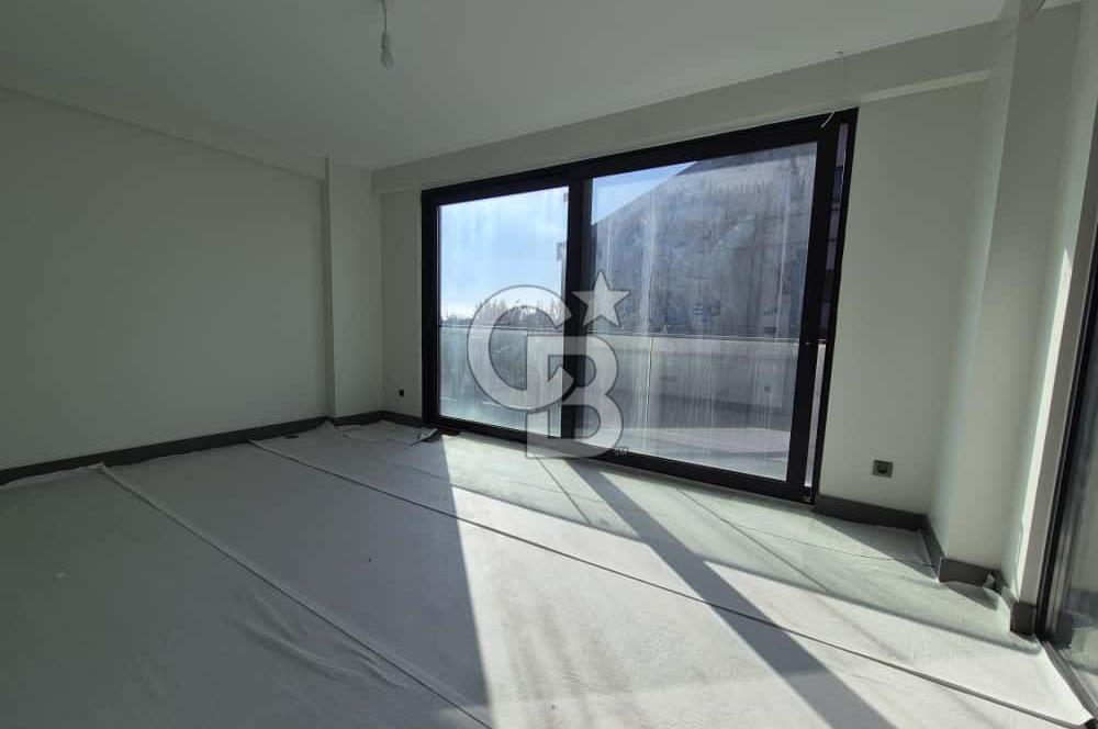 KUMBURGAZ GİŞELER'DE DENİZ MANZARALI SİTE İÇİ KİRALIK VİLLA