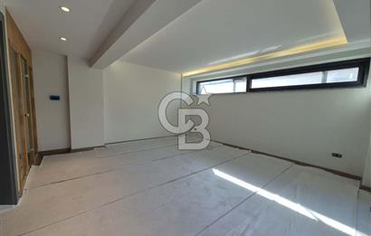 KUMBURGAZ GİŞELER'DE DENİZ MANZARALI SİTE İÇİ KİRALIK VİLLA