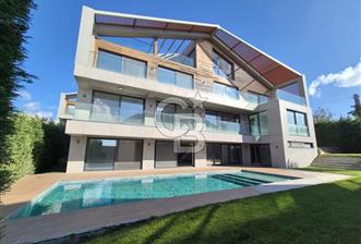 KUMBURGAZ GİŞELER'DE DENİZ MANZARALI SİTE İÇİ KİRALIK VİLLA - 1 - 315995