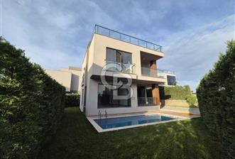 KUMBURGAZ GİŞELER'DE DENİZ MANZARALI SİTE İÇİ KİRALIK VİLLA - 2 - 315978