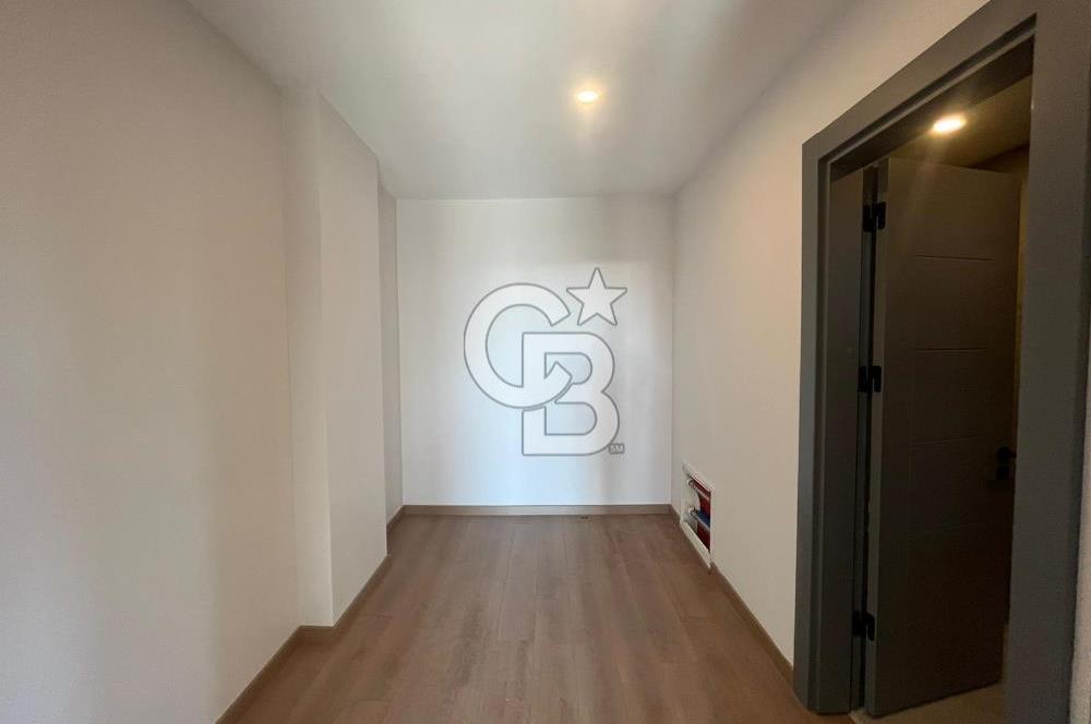 KUMBURGAZ GİŞELER'DE DENİZ MANZARALI SİTE İÇİ KİRALIK VİLLA