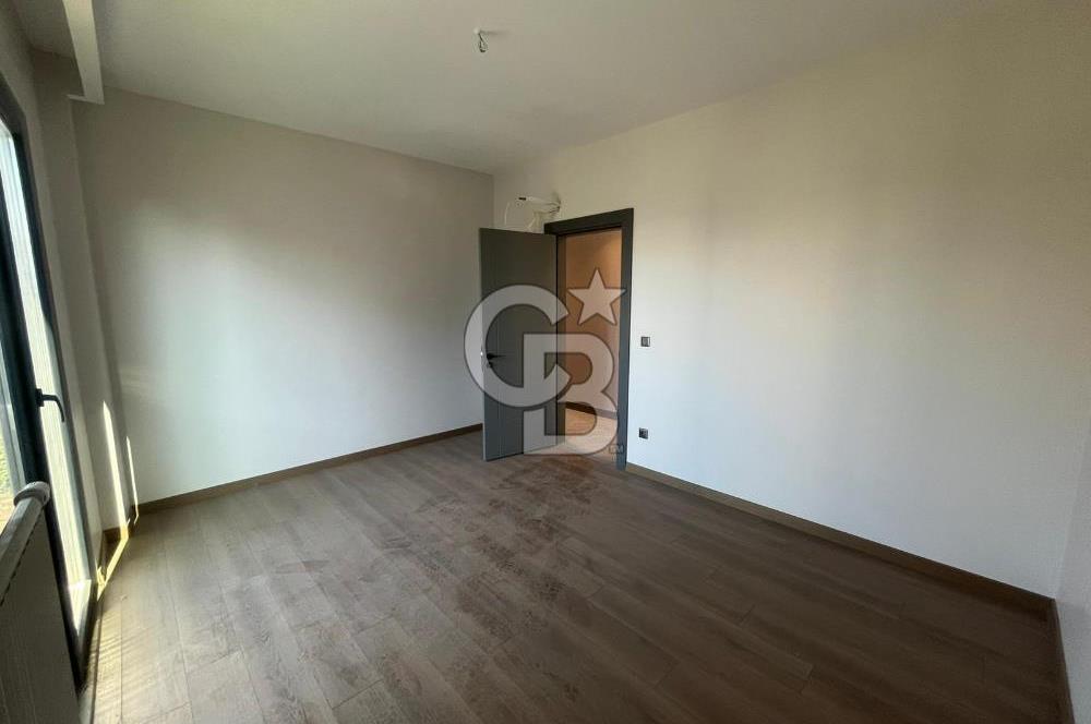 KUMBURGAZ GİŞELER'DE DENİZ MANZARALI SİTE İÇİ KİRALIK VİLLA