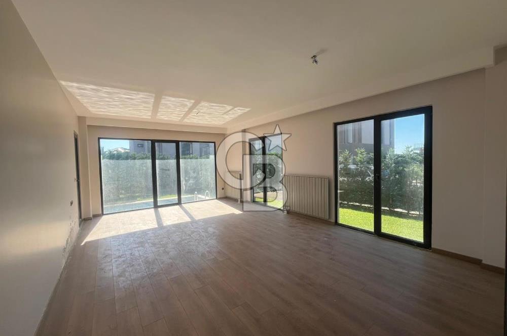 KUMBURGAZ GİŞELER'DE DENİZ MANZARALI SİTE İÇİ KİRALIK VİLLA