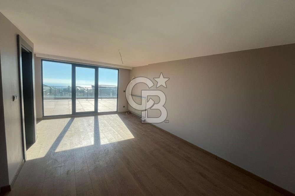 KUMBURGAZ GİŞELER'DE DENİZ MANZARALI SİTE İÇİ KİRALIK VİLLA