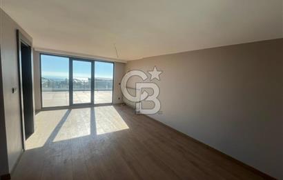 KUMBURGAZ GİŞELER'DE DENİZ MANZARALI SİTE İÇİ KİRALIK VİLLA