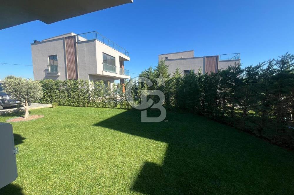 KUMBURGAZ GİŞELER'DE DENİZ MANZARALI SİTE İÇİ KİRALIK VİLLA