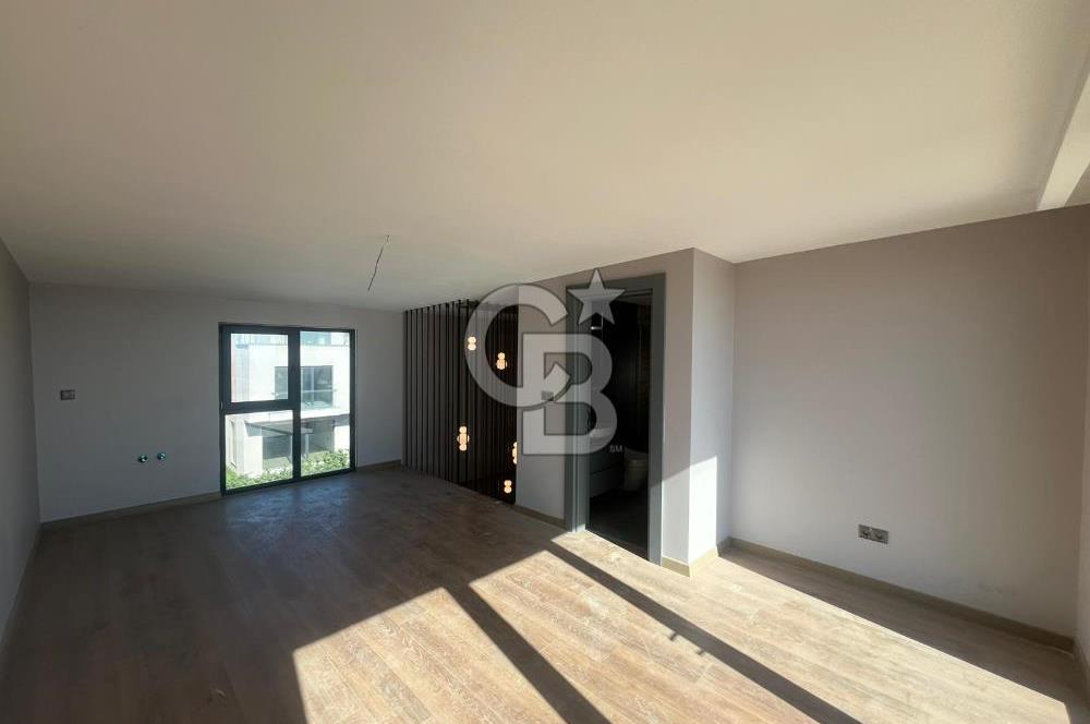 KUMBURGAZ GİŞELER'DE DENİZ MANZARALI SİTE İÇİ KİRALIK VİLLA