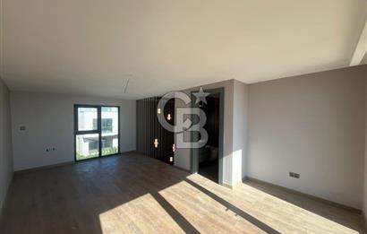 KUMBURGAZ GİŞELER'DE DENİZ MANZARALI SİTE İÇİ KİRALIK VİLLA