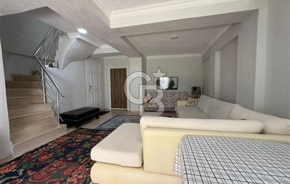 CB YALI'DAN KUŞADASI DAVUTLAR'DA SATILIK 4+1 TRİBLEKS VİLLA