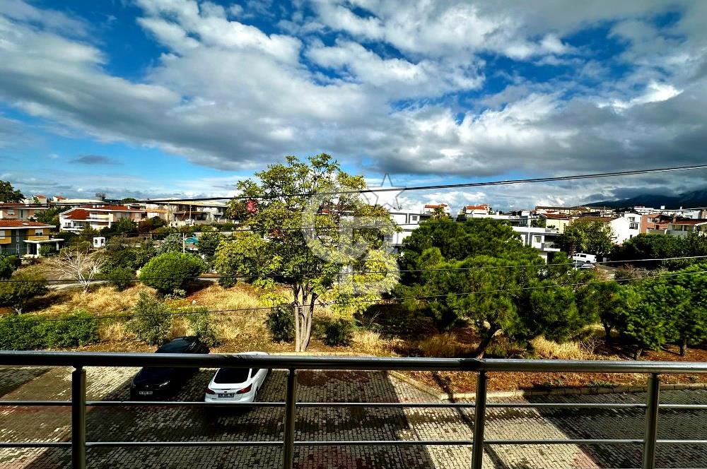 Güzelbahçe Çelebi Mahallesinde Full Eşyalı Kiralık Villa