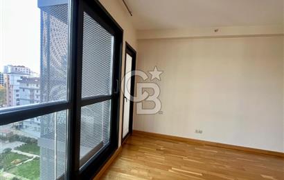 Dekon Suadiye Ametist sitesinde satılık boş daire.