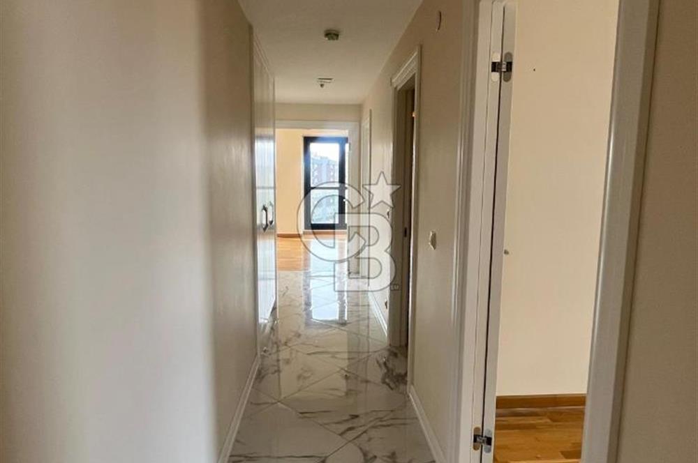 Dekon Suadiye Ametist sitesinde satılık boş daire.