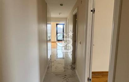 Dekon Suadiye Ametist sitesinde satılık boş daire.