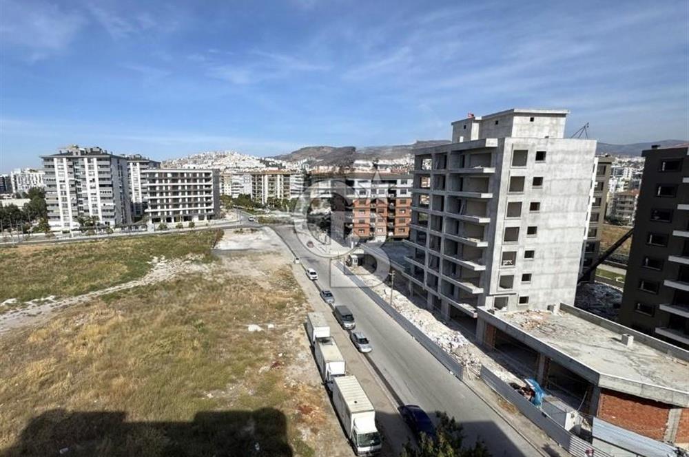 ÇİĞLİ ATAŞEHİR'DE SATILIK 3+1 ÖNÜ AÇIK FERAH DAİRE