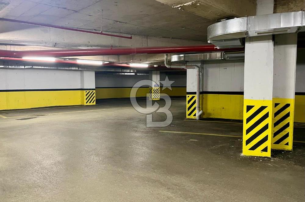 Dekon Suadiye Ametist sitesinde satılık boş daire.