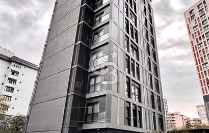 Dekon Suadiye Ametist sitesinde satılık boş daire.