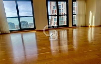 Dekon Suadiye Ametist sitesinde satılık boş daire.