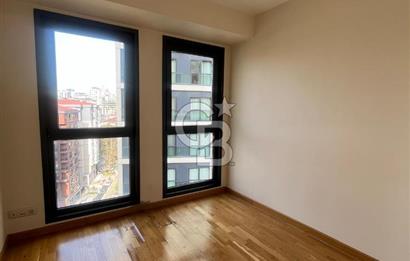 Dekon Suadiye Ametist sitesinde satılık boş daire.