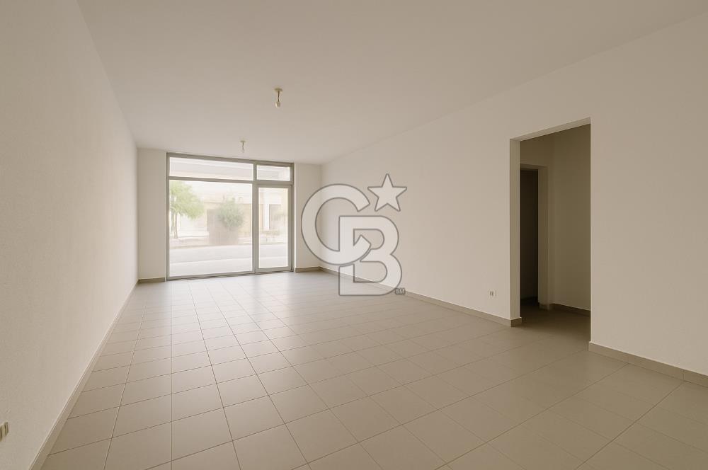 Sultanbeyli Mimar Sinan Mahallesinde Depolu Giriş Dükkan