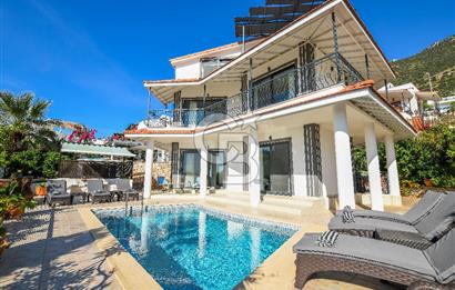Cb Giz'den Kaş Kalkan Kızıltaş'ta 3+1 Deniz Manzaralı Villa