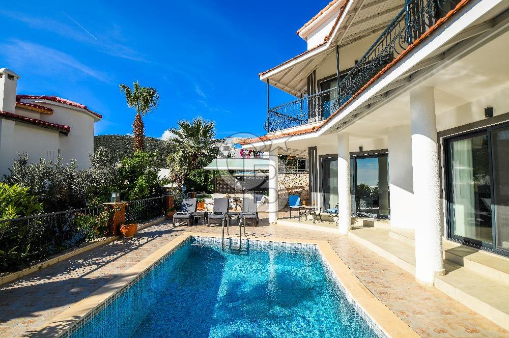 Cb Giz'den Kaş Kalkan Kızıltaş'ta 3+1 Deniz Manzaralı Villa