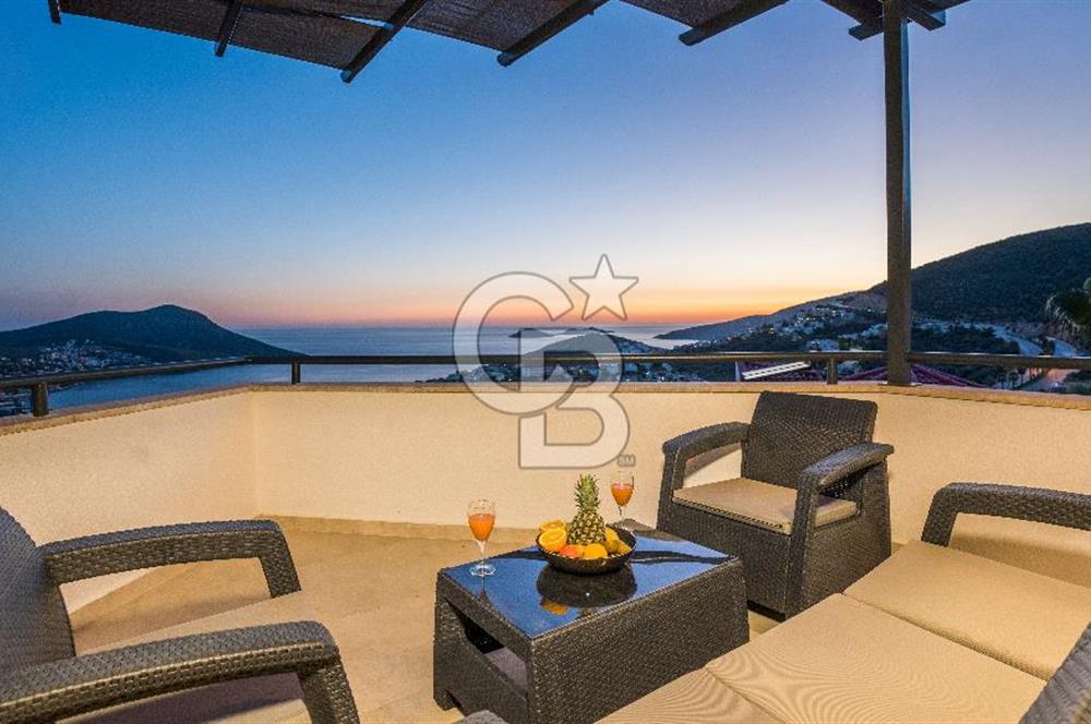 Cb Giz'den Kaş Kalkan Kızıltaş'ta 3+1 Deniz Manzaralı Villa