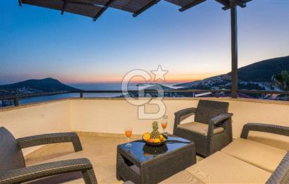 Cb Giz'den Kaş Kalkan Kızıltaş'ta 3+1 Deniz Manzaralı Villa