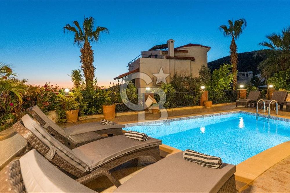 Cb Giz'den Kaş Kalkan Kızıltaş'ta 3+1 Deniz Manzaralı Villa