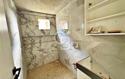 TORBALI MURATBEY'DE HAVUZLU SİTEDE SATILIK 3+1 DAİRE