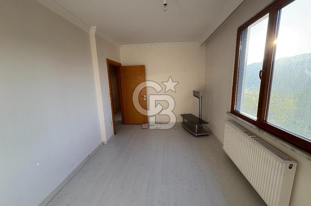 SULTANBEYLİ MİMAR SİNAN MAHALLESİNDE YENİ BİNADA FERAH Dubleks SATILIK DAİRE