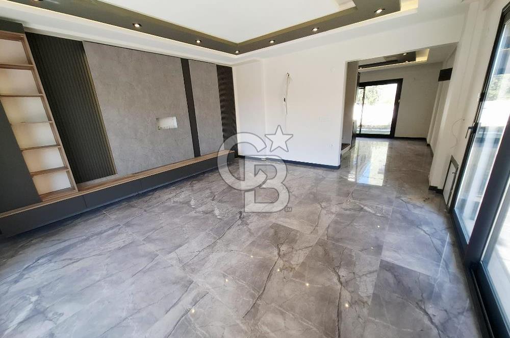 MENDERES COLDWELL BANKER POYRAZ'DAN GENİŞ 4+1 OTOPARKLI VİLLA..