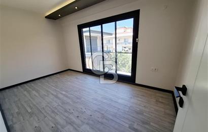 MENDERES COLDWELL BANKER POYRAZ'DAN GENİŞ 4+1 OTOPARKLI VİLLA..