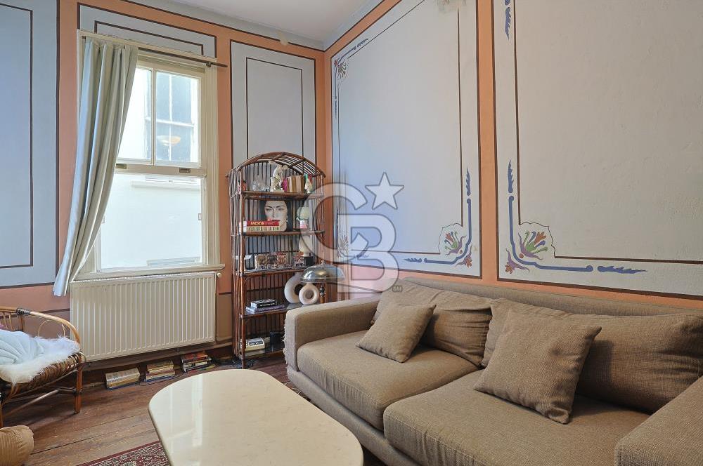 Galata'da Kuleye Yakın Yatırım Değeri Yüksek Daire