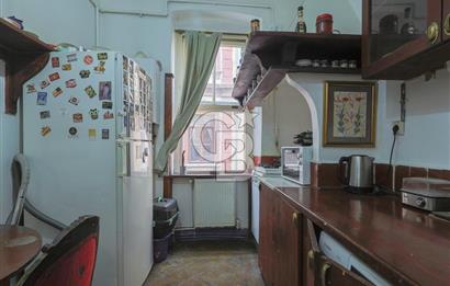 Galata'da Kuleye Yakın Yatırım Değeri Yüksek Daire