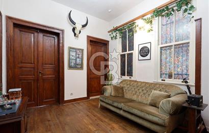 Galata'da Kuleye Yakın Yatırım Değeri Yüksek Daire