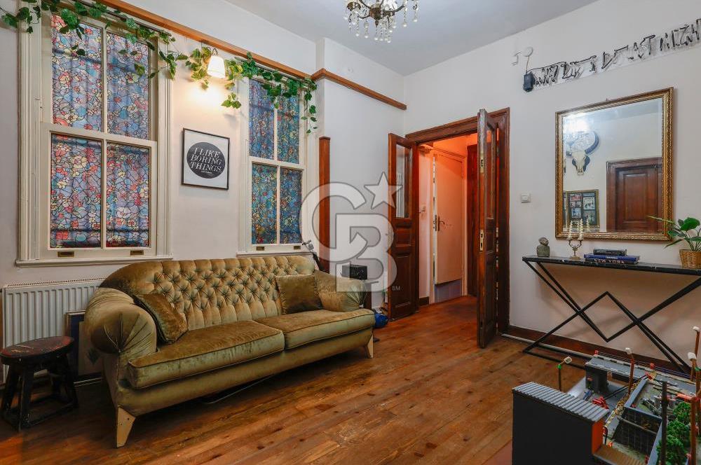 Galata'da Kuleye Yakın Yatırım Değeri Yüksek Daire