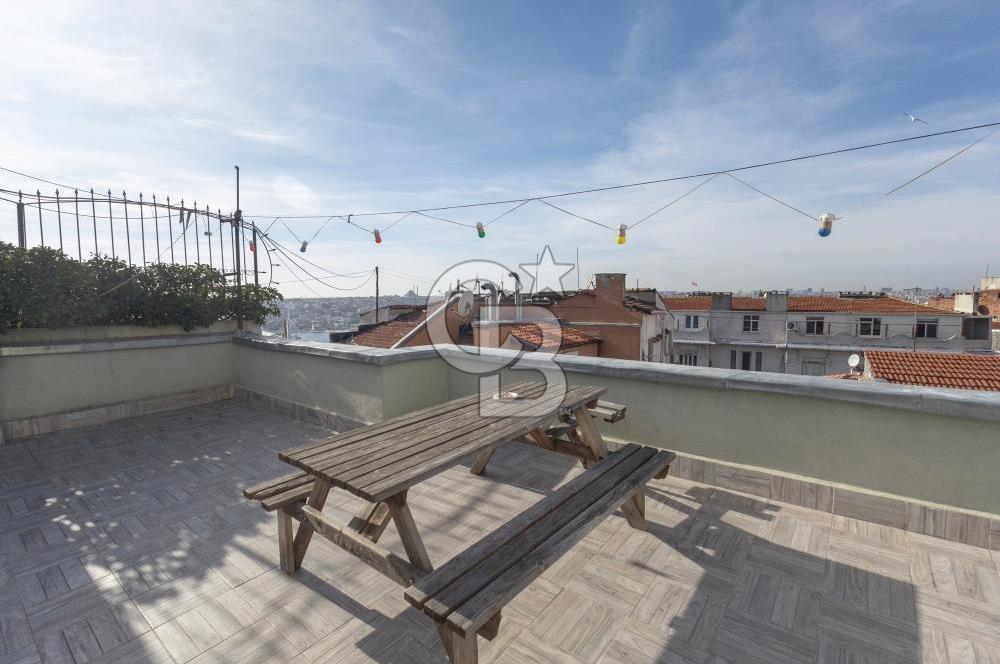 Galata'da Kuleye Yakın Yatırım Değeri Yüksek Daire